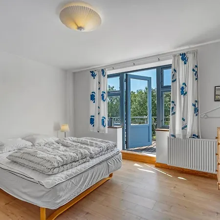Othulf - 200m From The Sea By Interhome